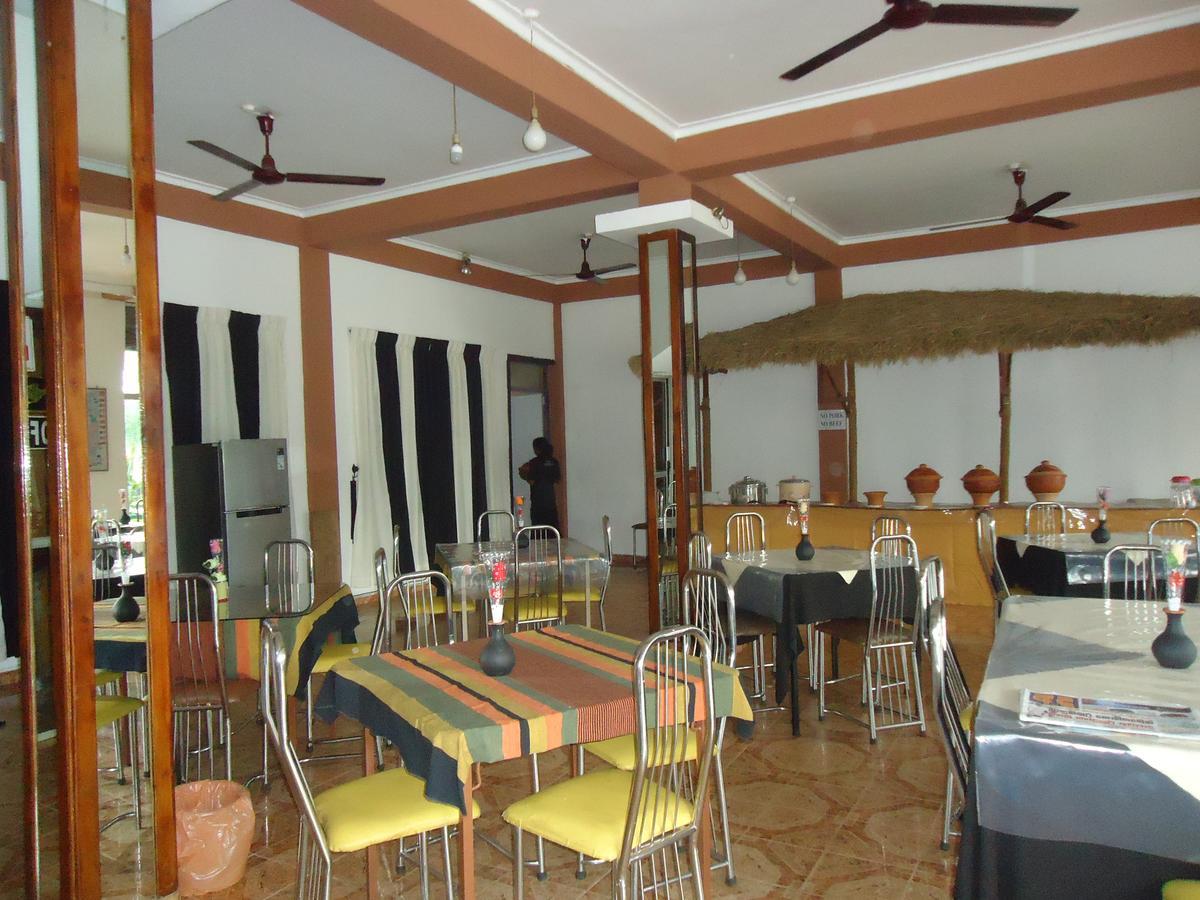 Old Mahawasala Hotel Bambaragaleyaya Екстериор снимка