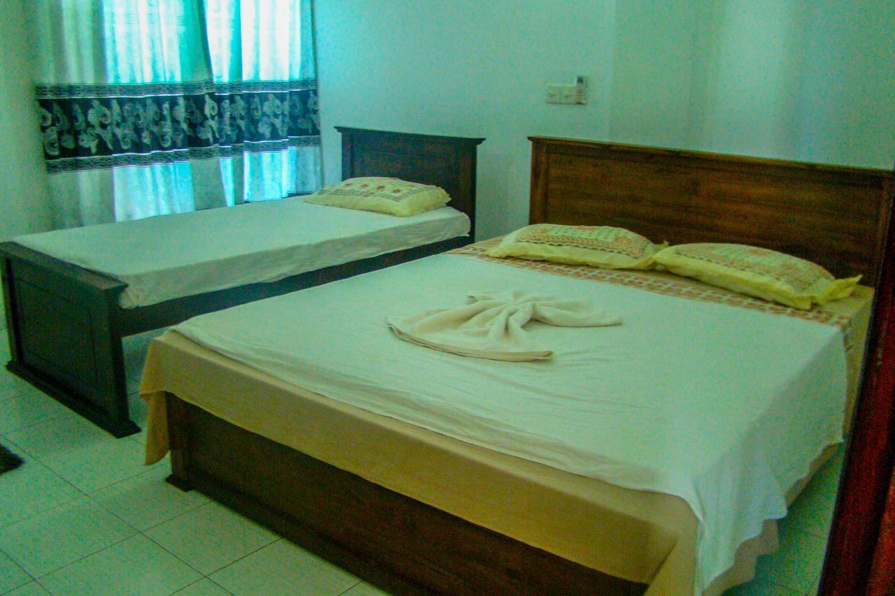 Old Mahawasala Hotel Bambaragaleyaya Екстериор снимка